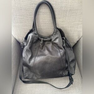 SoHo Bags Italy Hobo Style Black
Shoulder/Crossbody